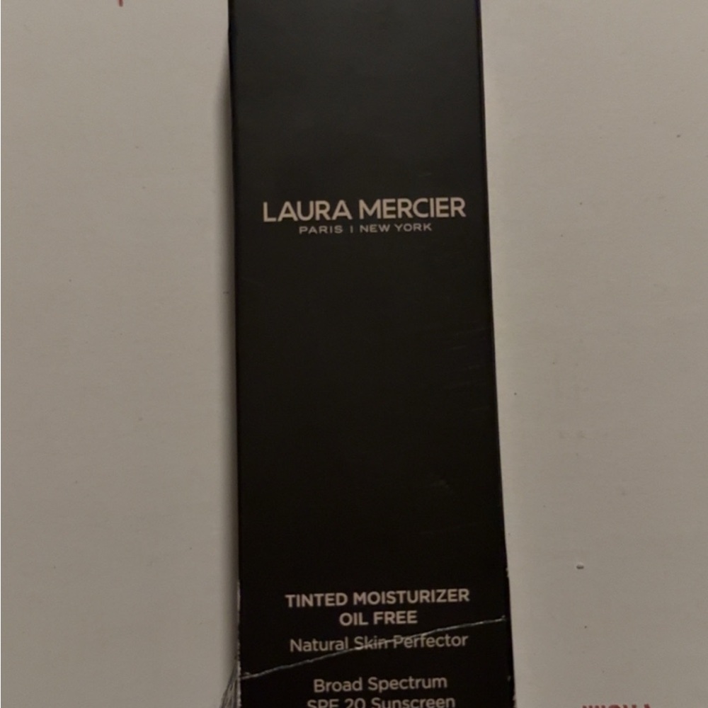 Laura Mercier Tinted Moisturizer - Black Packaging